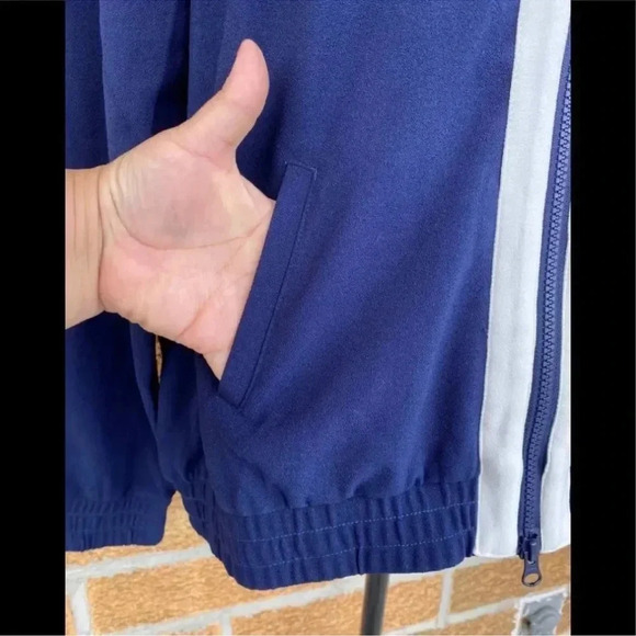 BELYN KEY BALMORAL BOMBER
JACKET MÉDIUM - Picture 7 of 16